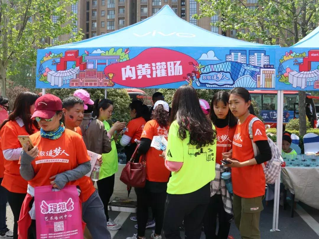 你见过凌晨四点的太阳吗,你见过凌晨四点的酒吧吗