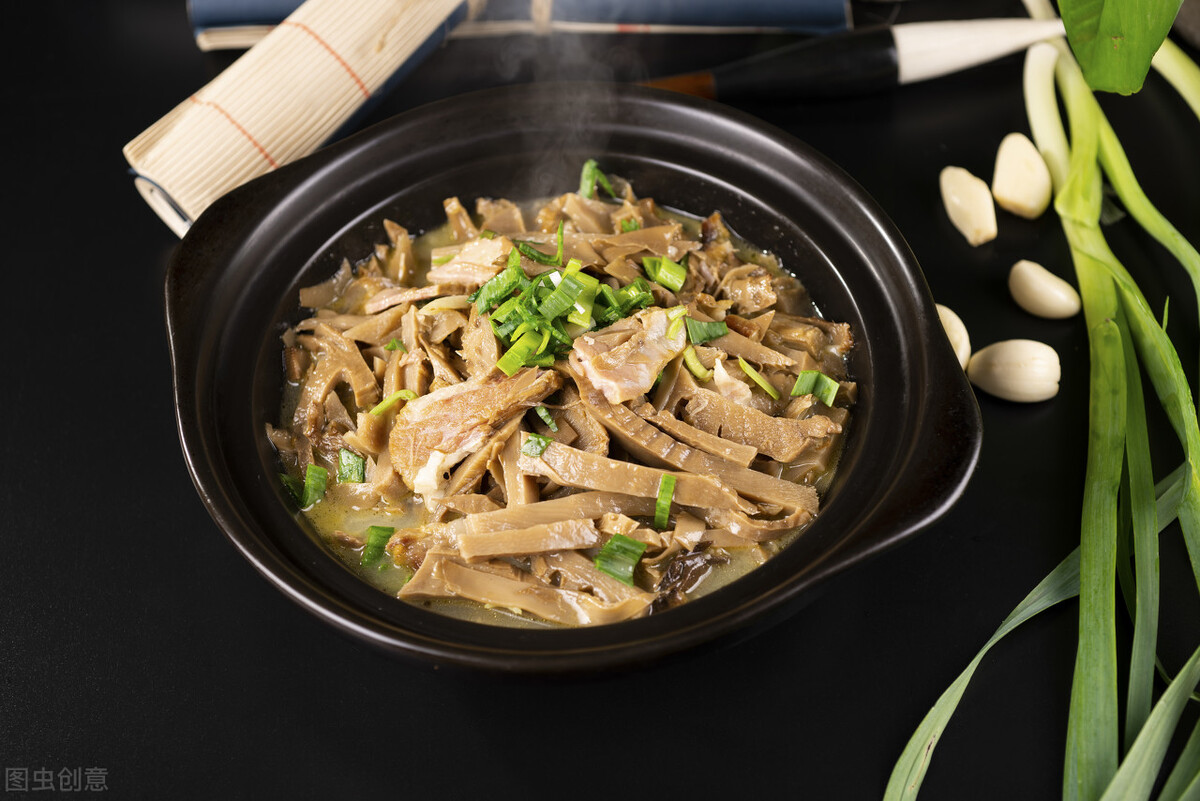 泡发笋干很简单，教你两招，竹笋泡发又快又好，又鲜又软不夹生