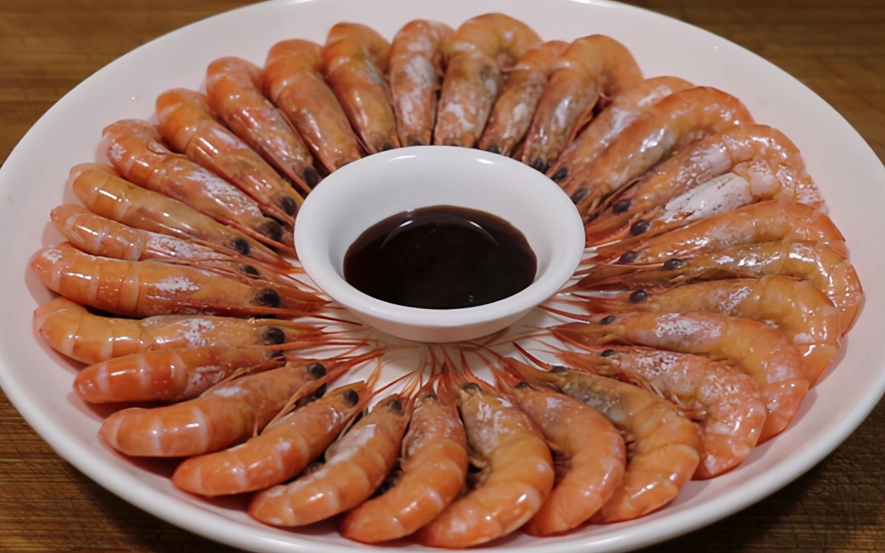 这才是大虾最好吃的做法虾肉鲜嫩,这才是大虾最正确的做法不煎不炸