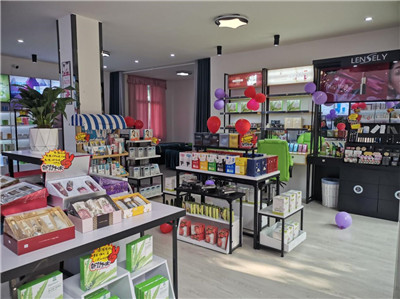 化妆品店加盟赚钱诀窍有哪些,小资生活化妆品店加盟官网