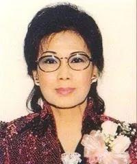 三房太太，13名子女，争夺几百亿家产，霍家宫斗比港剧精彩多了