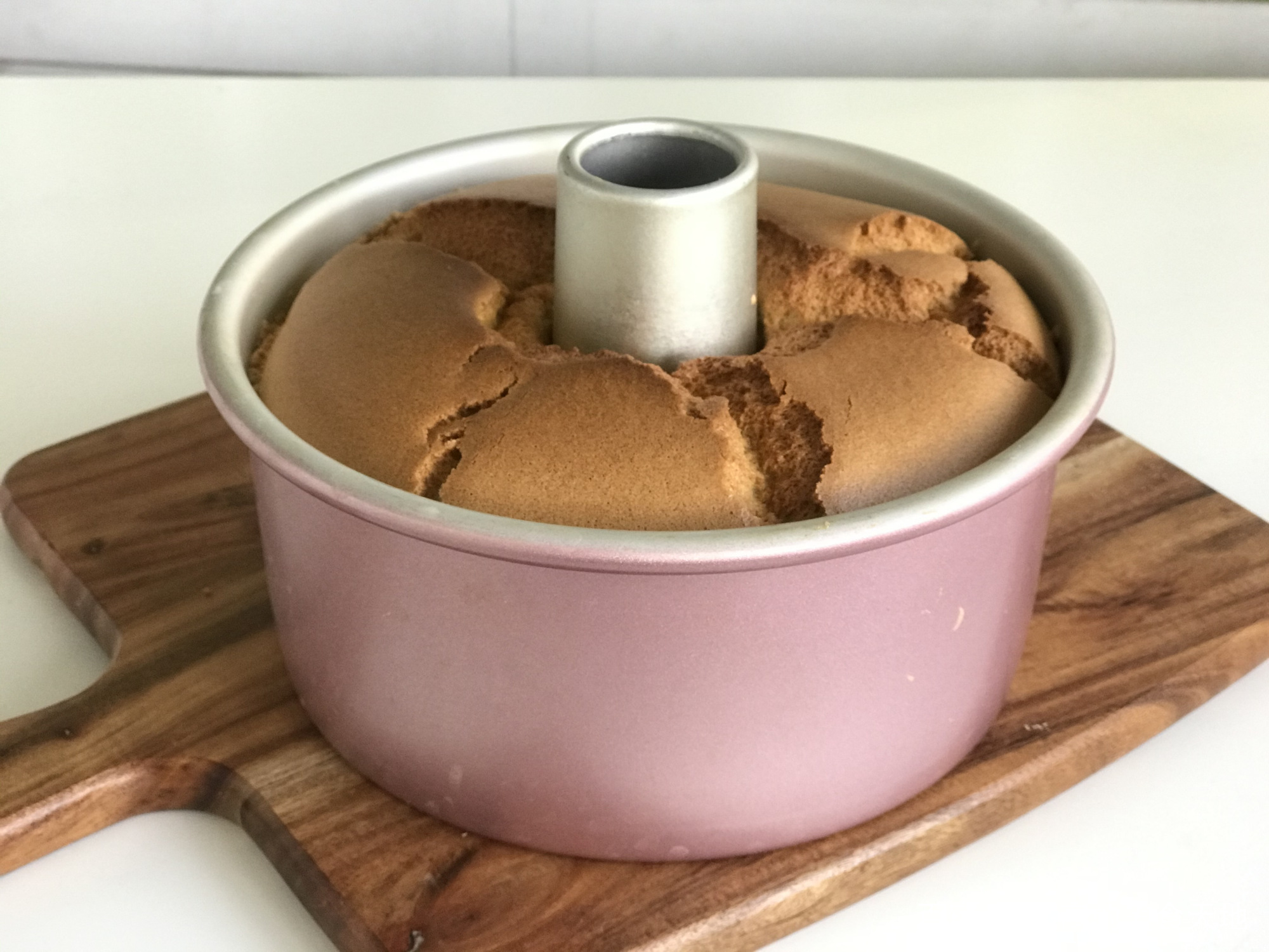 非常细腻绵软的超级简单蛋糕做法,不需要蛋糕粉的松软蛋糕怎么做