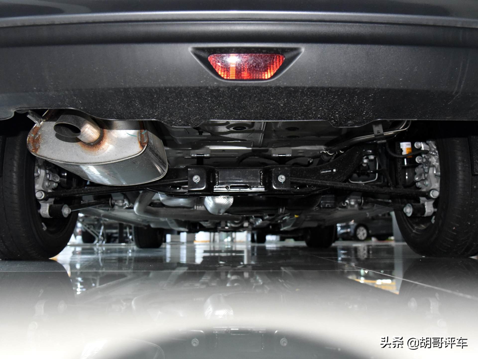 雪佛兰科鲁泽测评轻混,试驾雪佛兰科鲁泽2020款价格