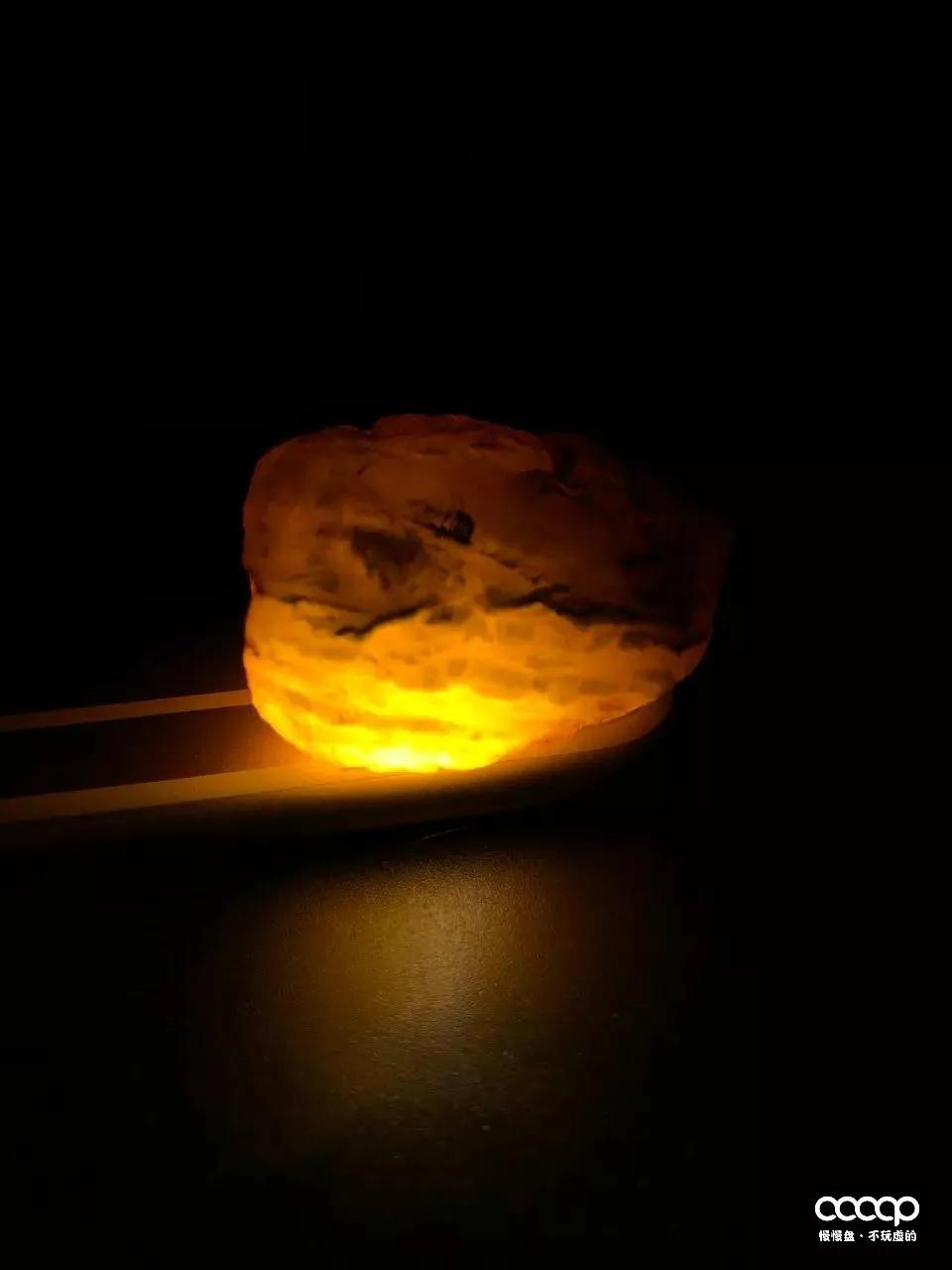 怎么选蜜蜡原石,怎么样才能买到真的蜜蜡原石