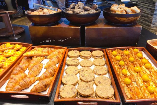 上海旅游外滩五星酒店,上海可看外滩和东方明珠的酒店