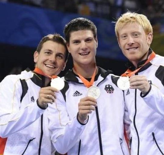 令人感动到哭的体育精神,盘点那些让人感动的体育精神