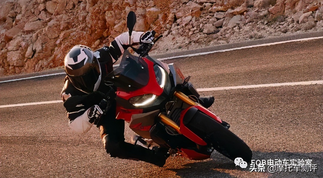 宝马电动摩托车跑车,2019宝马即将发布电动摩托