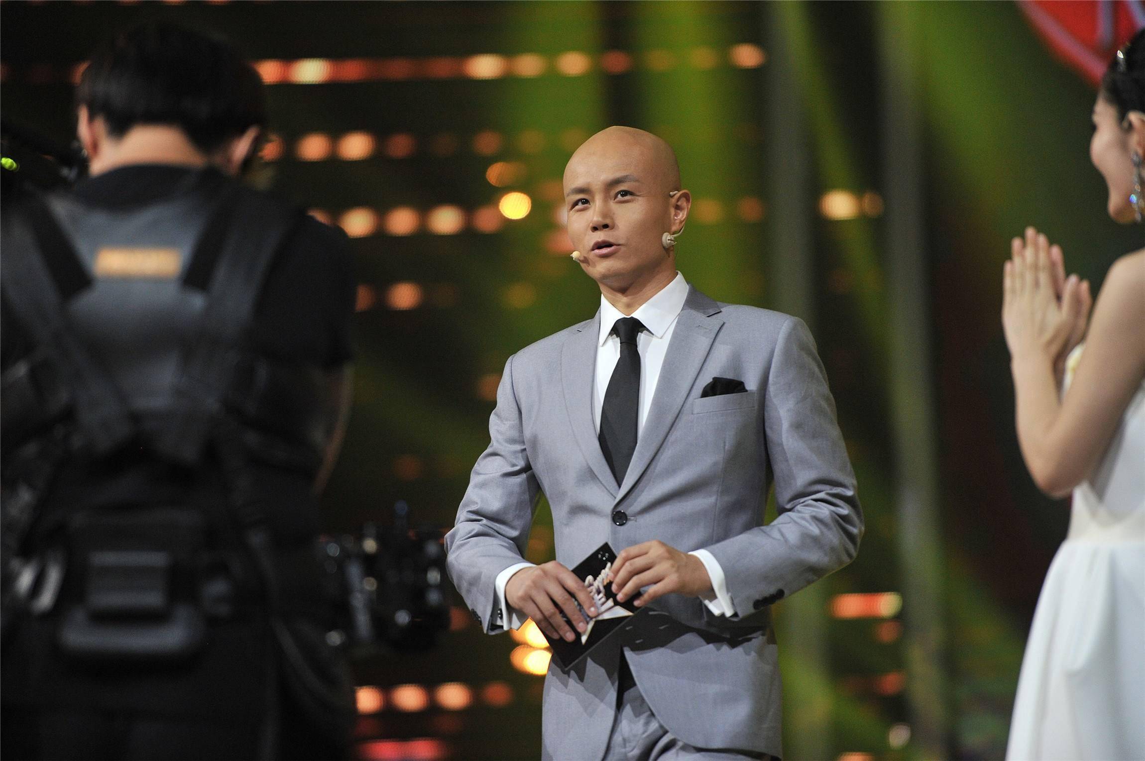 情感咨询导师乐嘉,情感大师乐嘉个人资料