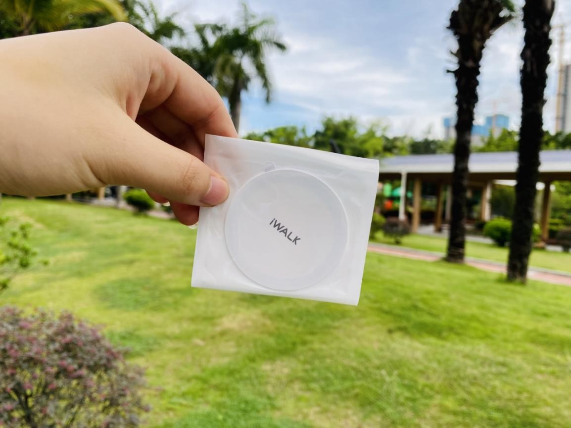 iwalk咔嗒宝评测,iwalk充电宝磁吸充电测试