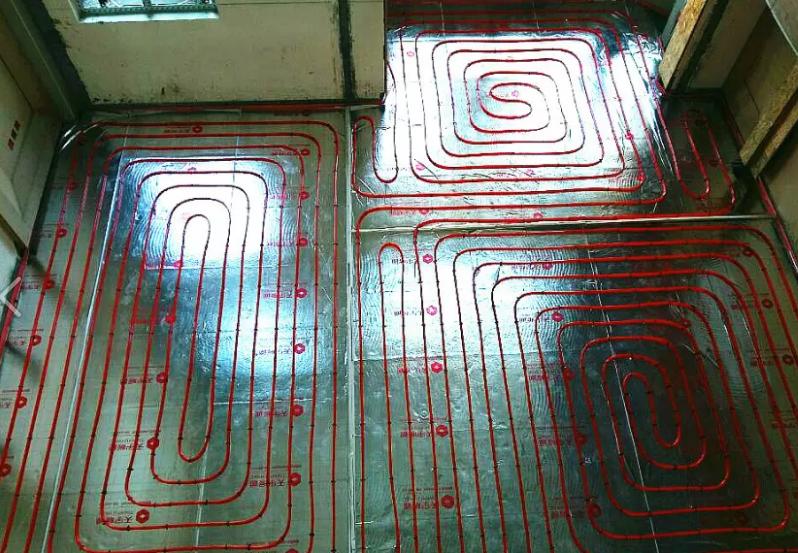 地暖软管是什么材质,白色地暖管是什么材质