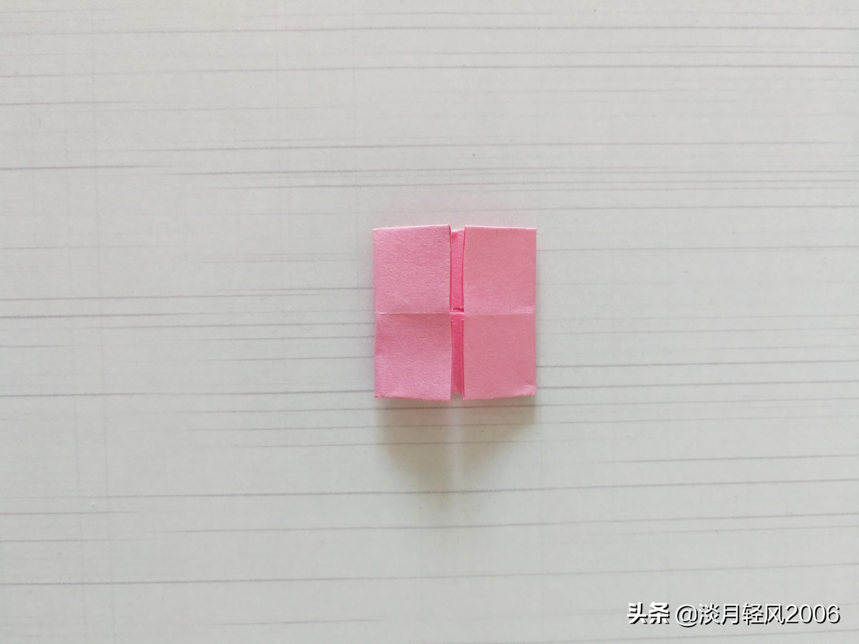 用小方块纸做一个手工,用纸怎样做一个小立方体