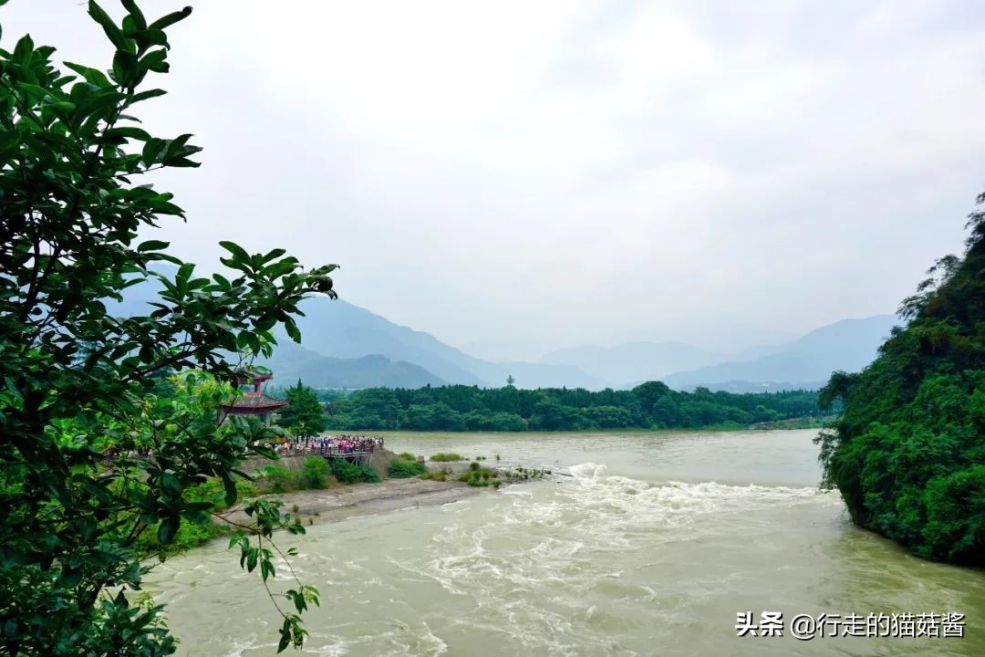 成都，为了吃值得专程来一趟，6处必打卡景点+当地人都爱的美食