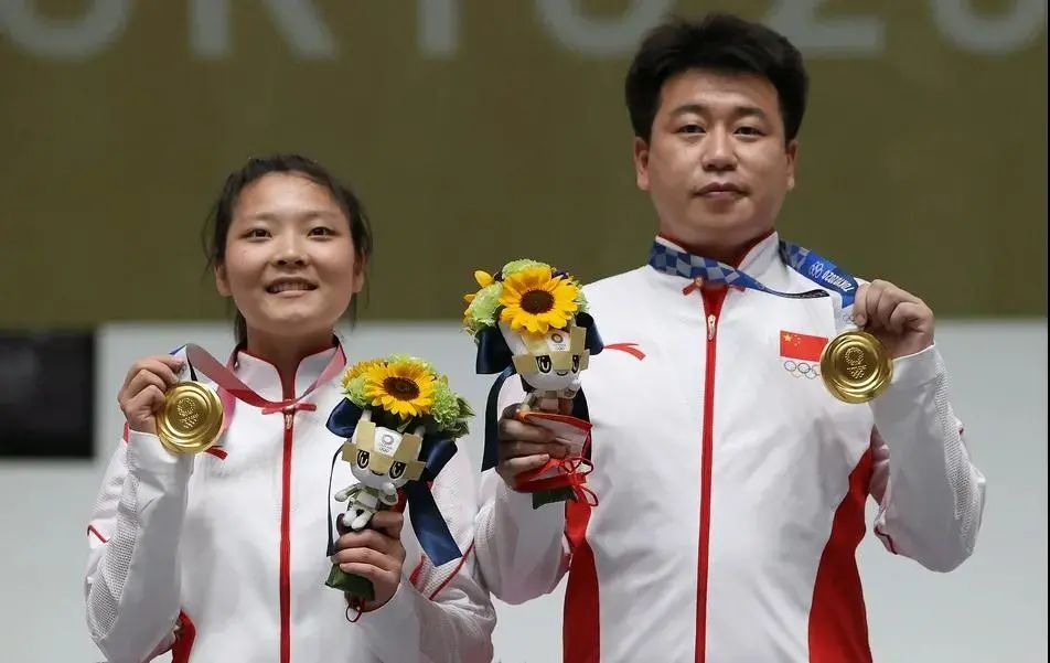 奥运冠军家乡合集,奥运会冠军家乡观看比赛