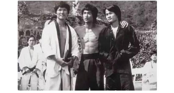 老电影茅山道士捉鬼,现实中真正茅山道士捉鬼电影视频