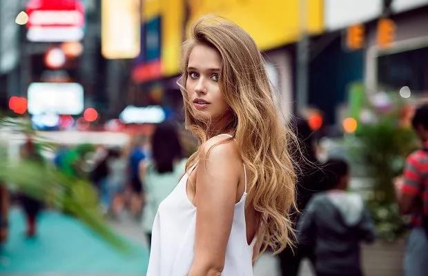 融入不进家庭圈子,融入不进去社会