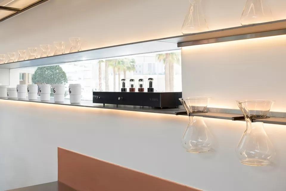 上海神秘咖啡品牌%Arabica，日本设计师青山周平、佐藤大亲自操刀