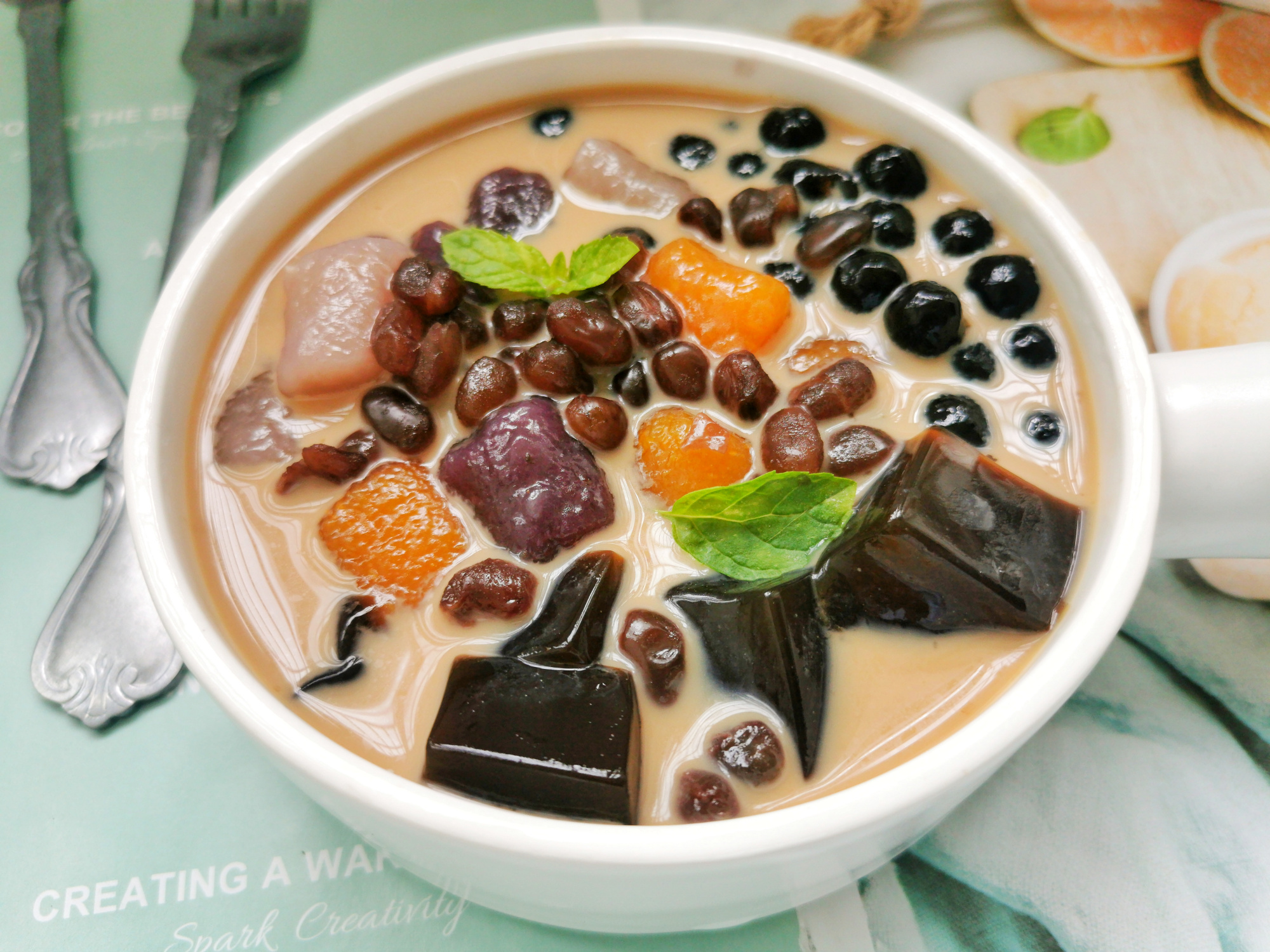 自制网红奶茶卖多少钱一杯,一杯奶茶的制作成本