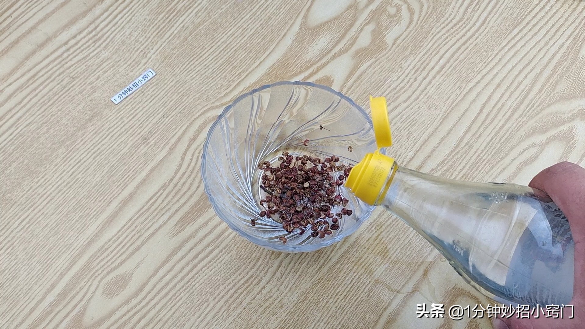 冰箱放卷卫生纸的妙用,冰箱里放一卷卫生纸