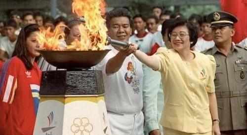 祖籍在中国的外国领导人或政要，遍布全球20多个国家