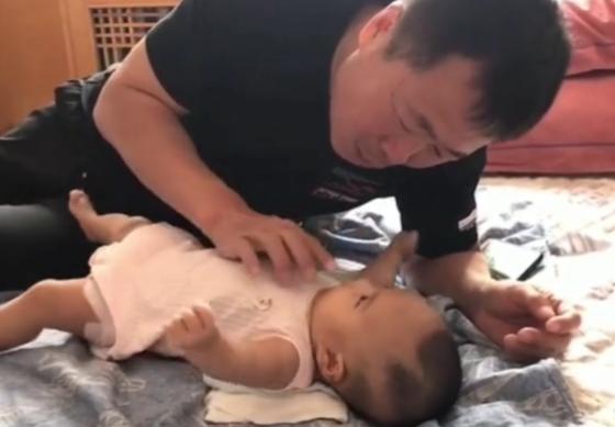 小孩子迟迟不会说话的原因是什么,宝宝不肯说话怎么引导