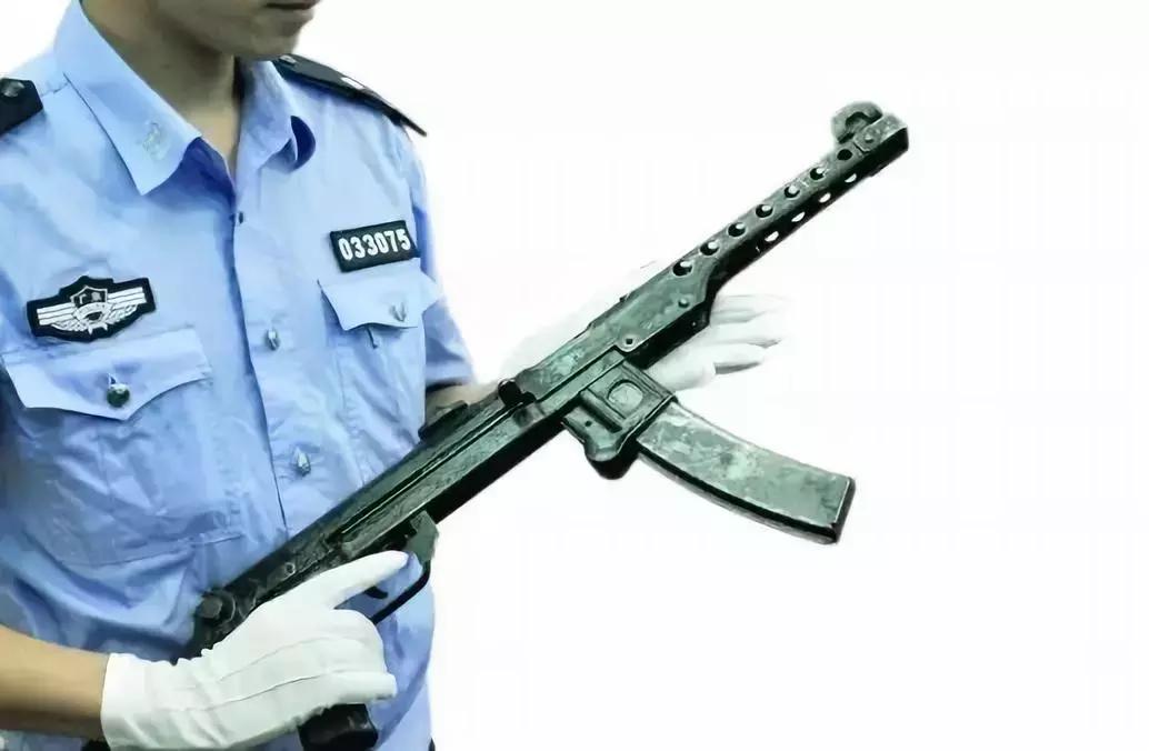 中国最厉害的枪械是什么枪,中国最厉害的重机枪是什么枪