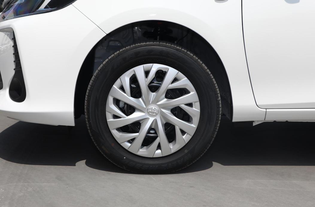 丰田威驰2014款1.3自动保值率,丰田威驰油耗05年