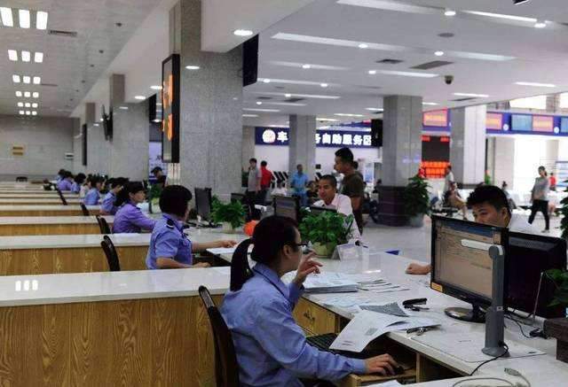 汽车上牌流程详细步骤,汽车上牌流程及细节