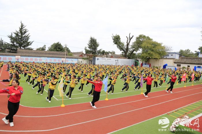天水市枣园巷小学电视台大课间,天水枣园巷小学成绩