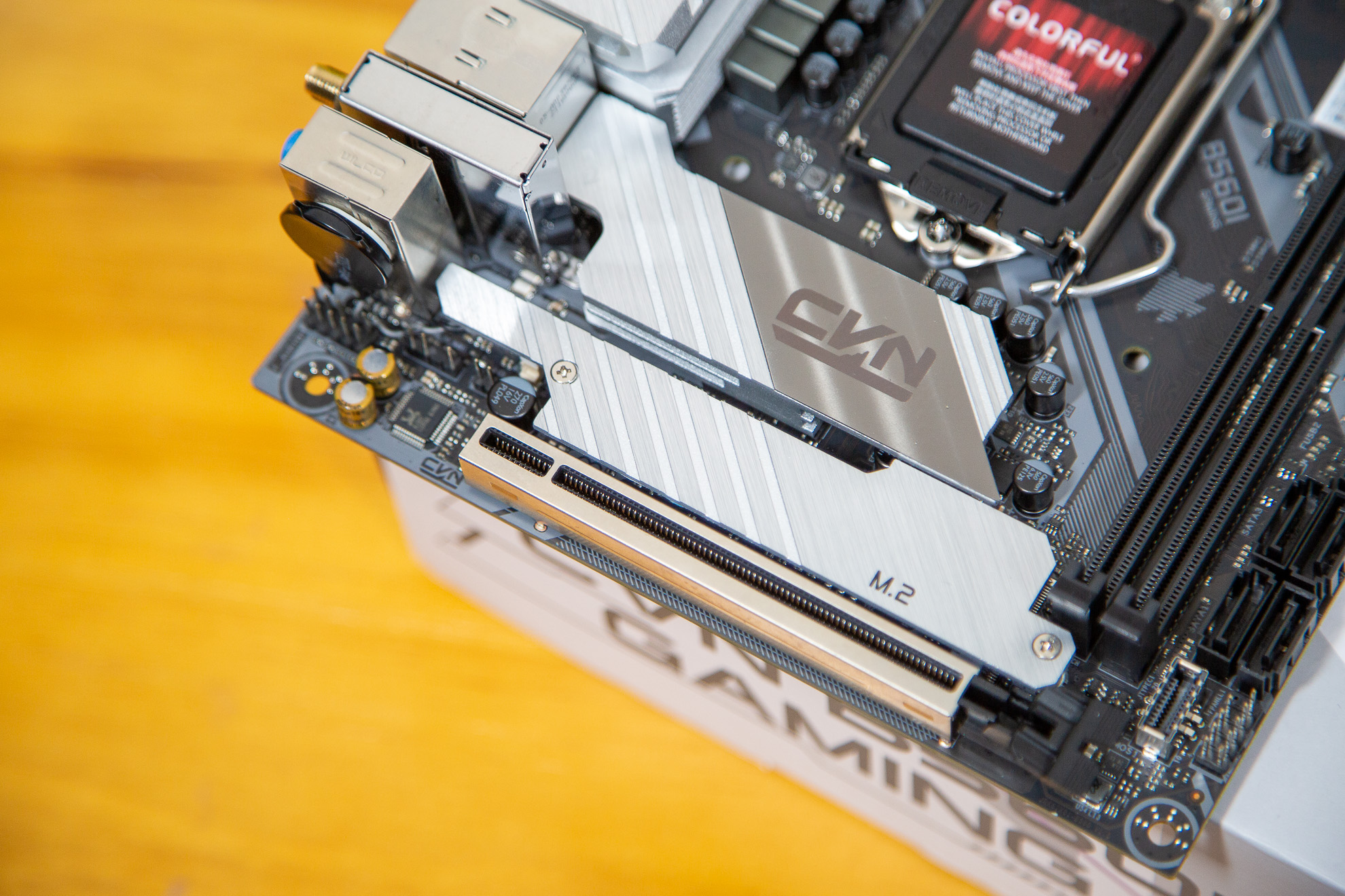 七彩虹b560i支持的cpu,七彩虹b660m配12代i5