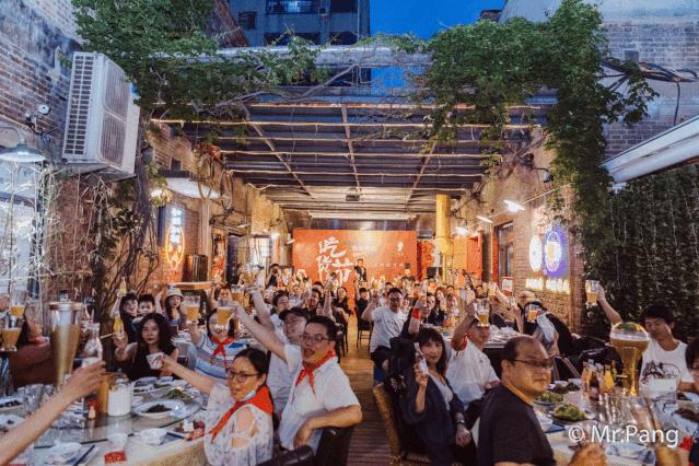 吃完这顿烧烤，我给老板写了辞职信