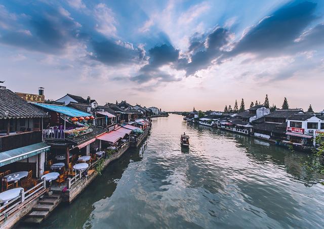 上海游玩必去的地方有哪些,上海值得玩的地方有哪些