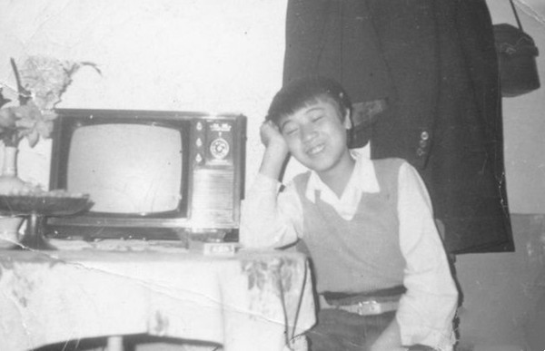 于和伟：幼年丧父，母亲45岁生他，25岁娶初恋，对女儿亏欠最大