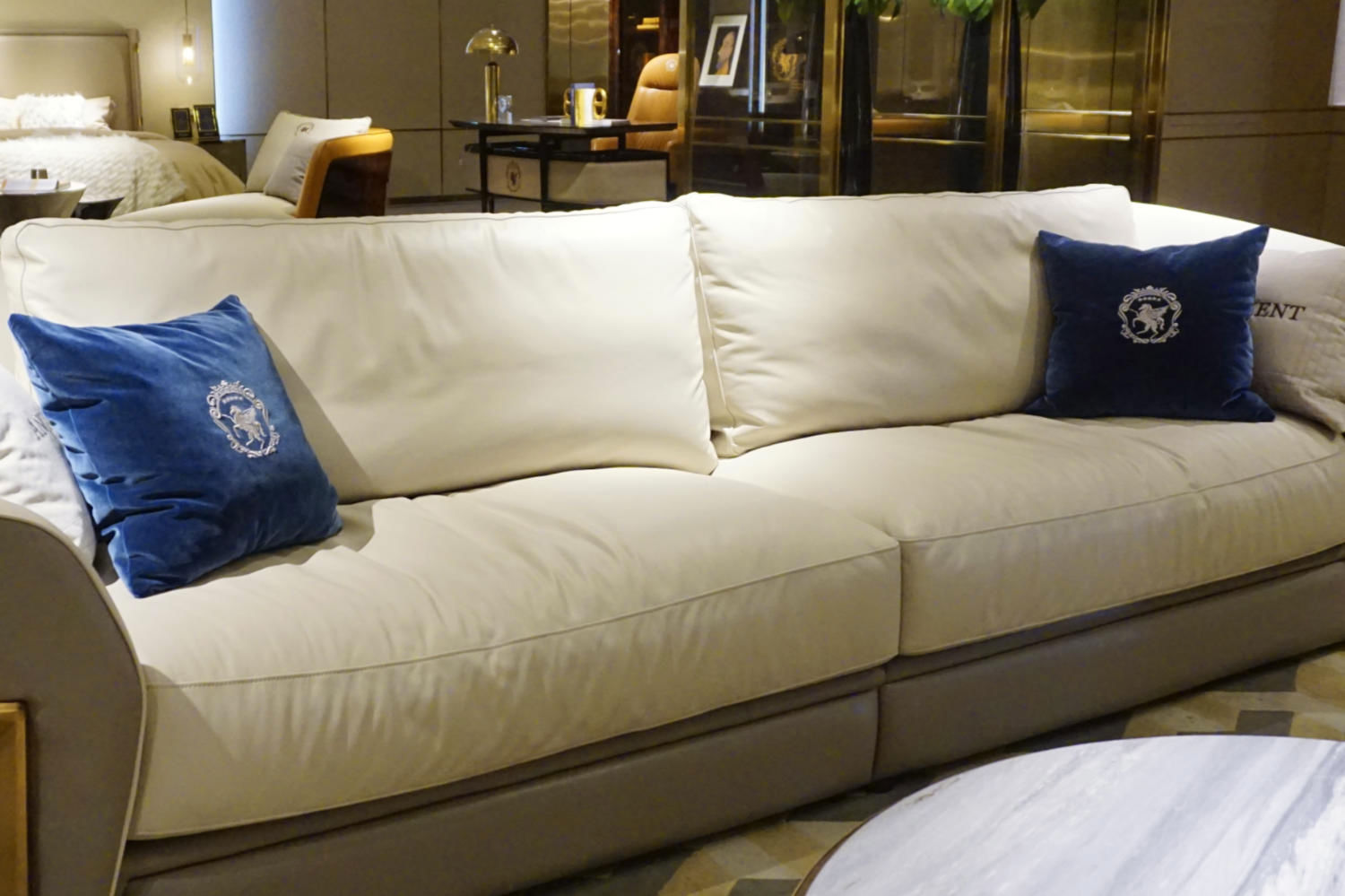 艾伦斯特ALSF-8607沙发测评：淡雅，却不乏有趣的生活情怀