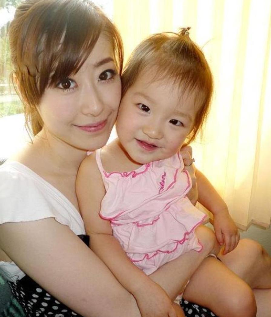 少林足球里的星女郎,少林足球星女郎是谁