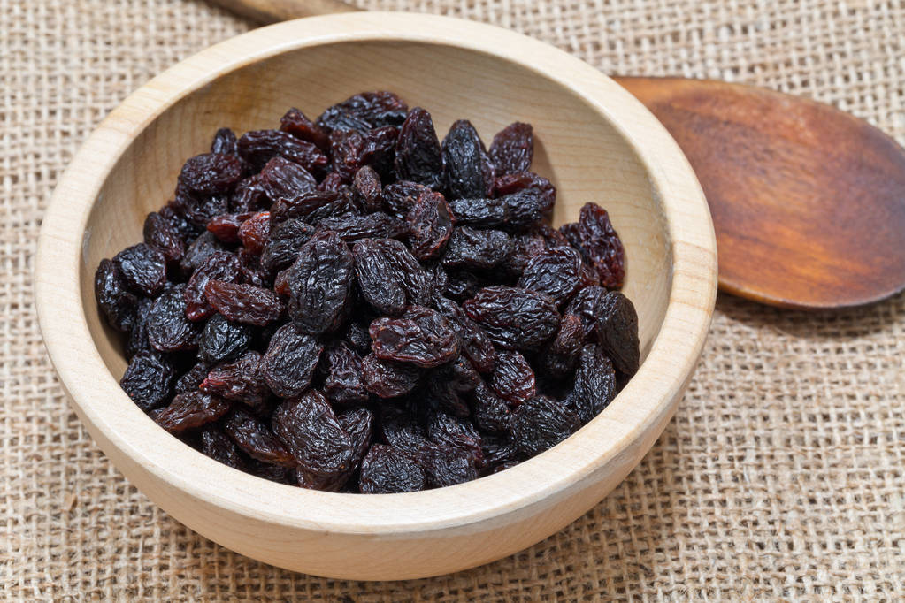 眼袋太大的解决方法43岁,一物帮你解决眼袋