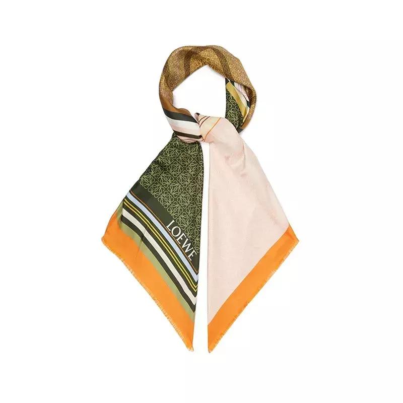 丝巾过时不,丝巾系的不只是精致时髦更是品味