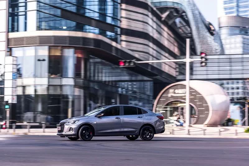 雪佛兰科沃兹自动欣悦版试驾,雪佛兰新科沃兹操作