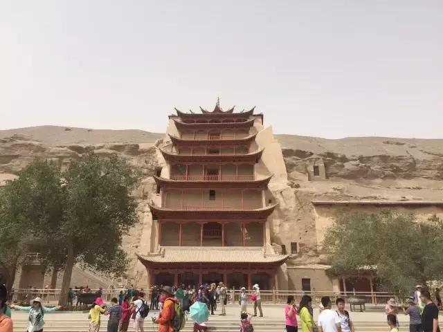 她的美是你无法企及的,她的美是不可方物的美