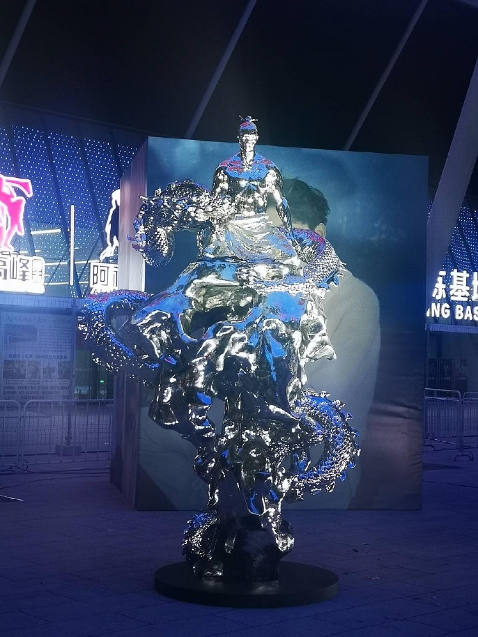 易烊千玺让人喜欢的10个理由,如何客观的评价易烊千玺的长相