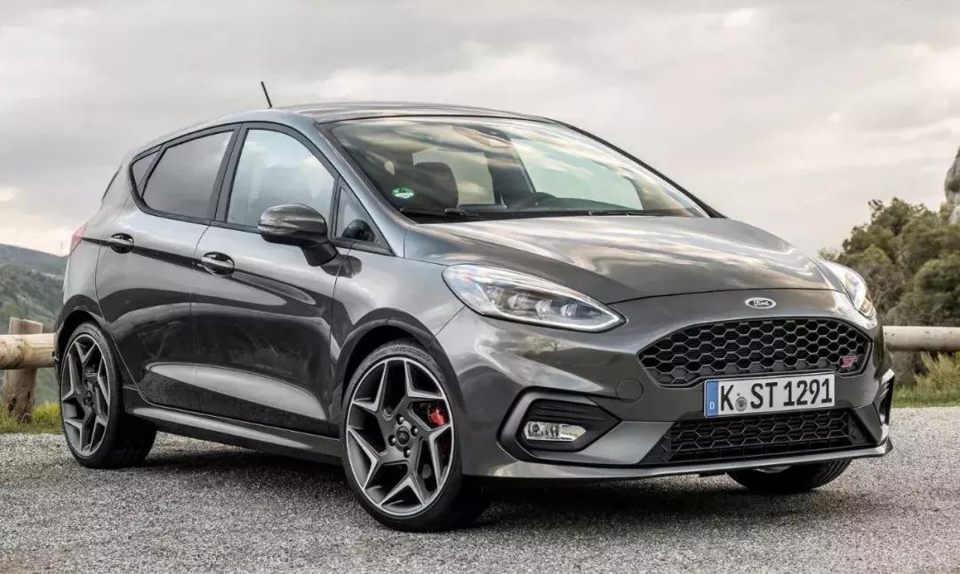 推荐一款手动挡操控好车,手动挡车推荐前十名车型好看的