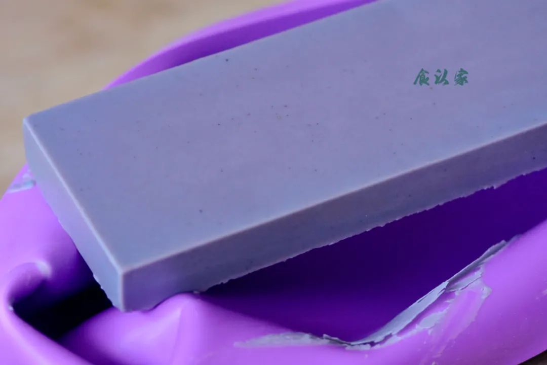 紫草老油皂的功效,健康洗衣皂推荐