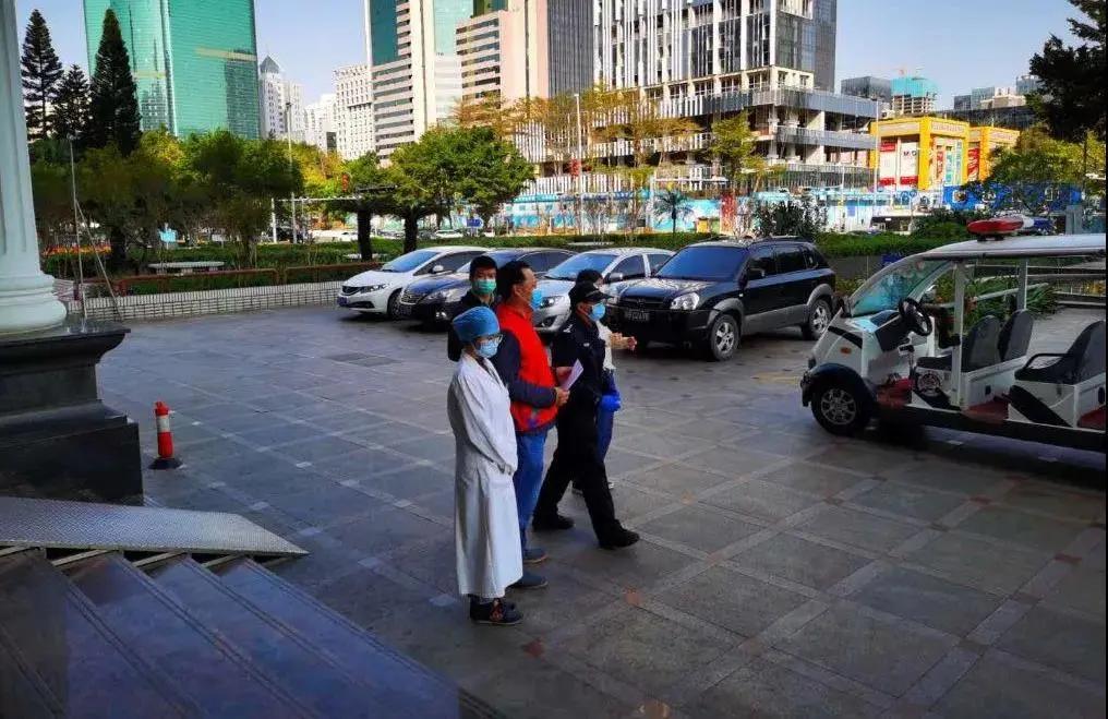 贴心服务温暖旅客回家路组图,安徽罗湖归雁驿站