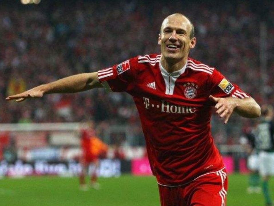 梅西c罗生涯最离谱失误,梅西c罗现在的处境