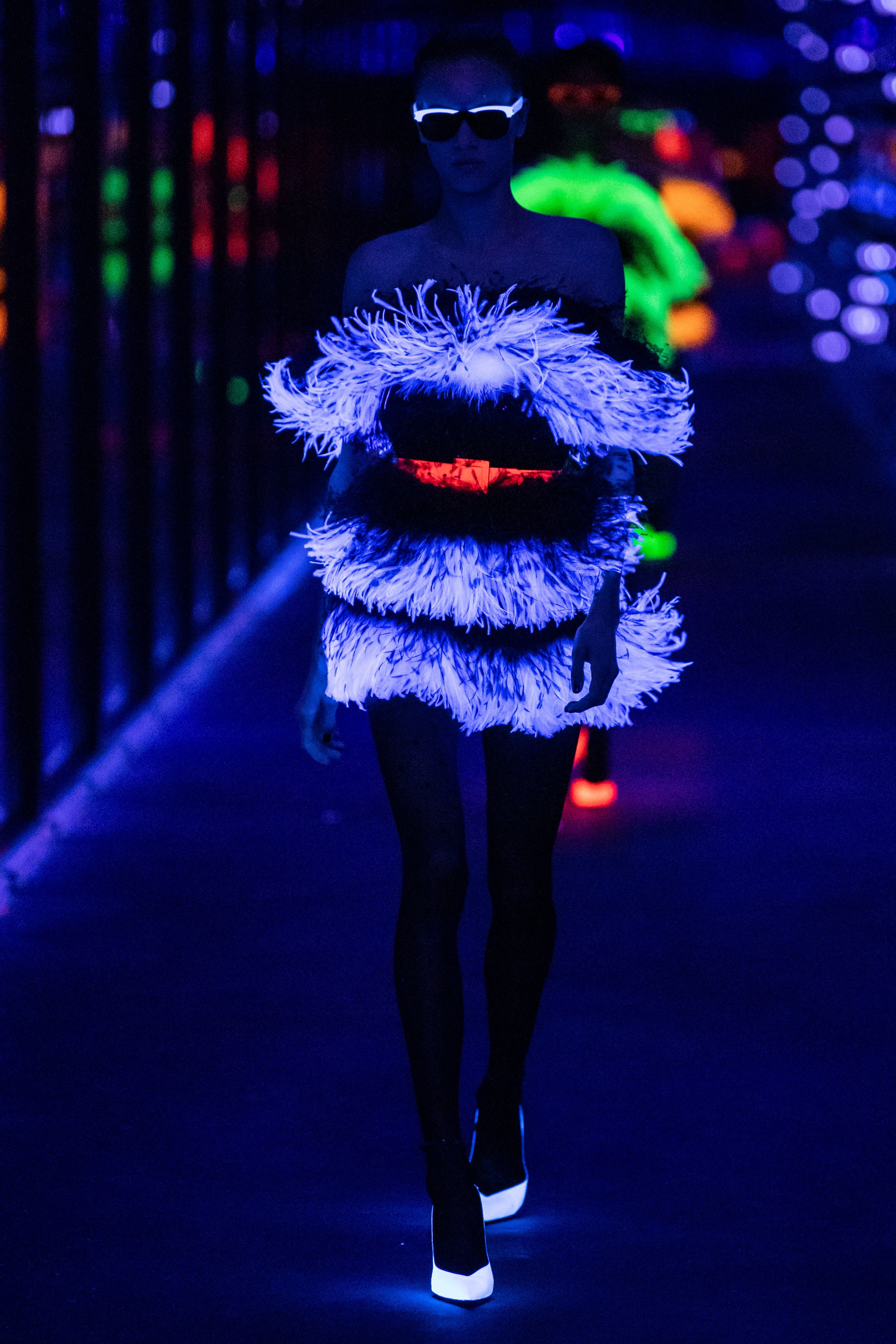 ysl是什么做成的,ysl是一个怎样的品牌