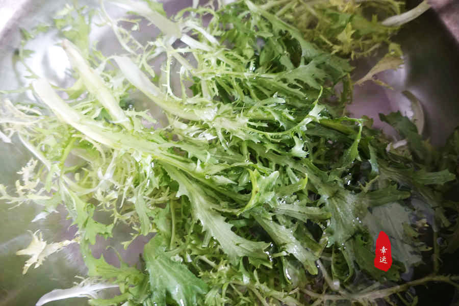 青皮核桃什么季节好吃,又是一年吃山核桃的季节