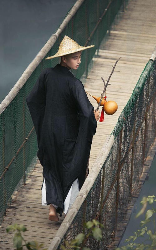 缃戠孩璇楀彞涓冪粷,缃戠孩璇楀彞鍗侀