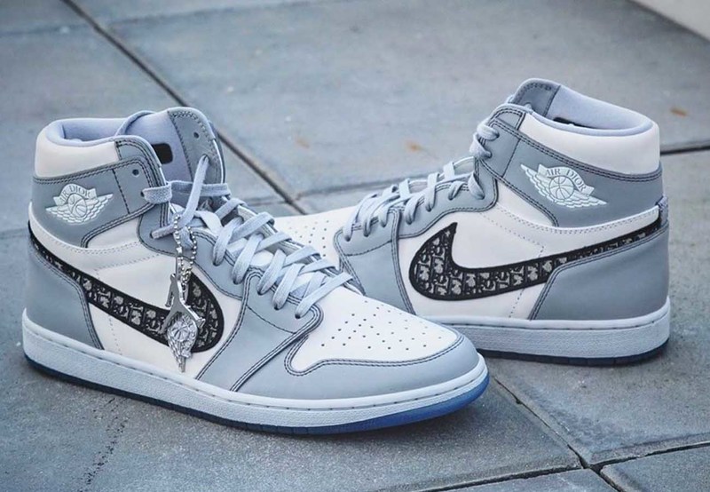 一双球鞋20多万,限量球鞋最贵的一双