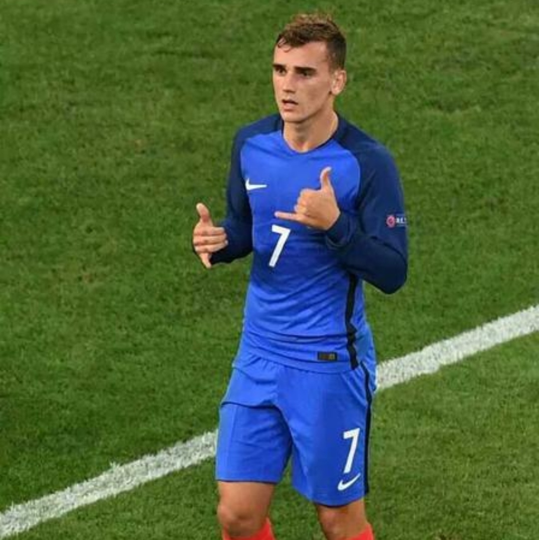 格列兹曼劳尔,同等级的劳尔和沃勒尔哪个强