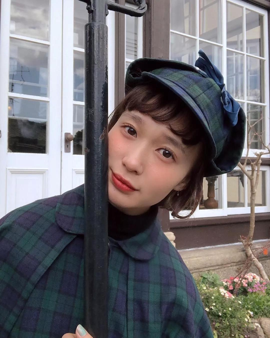 脸大的女生比较适合什么发型,脸大的女生适合怎样的发型显年轻