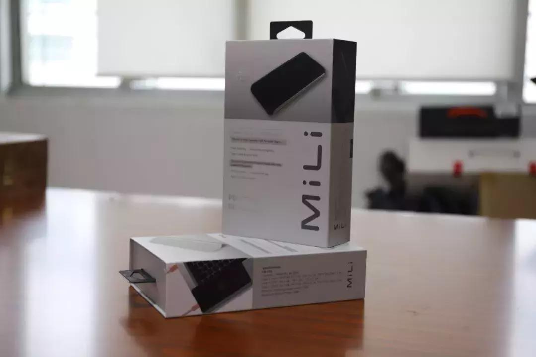 出游必备好物充电宝,大容量充电宝如何出游